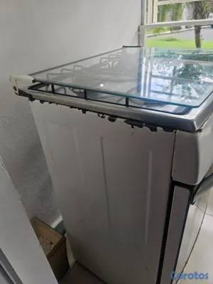 electrodomesticos - Estufa Mabe, blanca funcional al 100%. 6