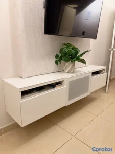 Mueble flotante blanco TV Ikea