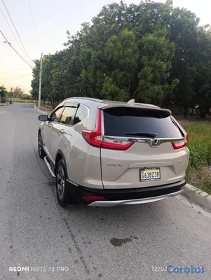 jeepetas y camionetas - Honda crv en buen estado semi nueva  2