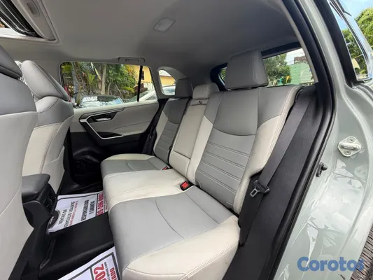jeepetas y camionetas - TOYOTA RAV4 XLE PREMIUM 2023 Recien Importada 7