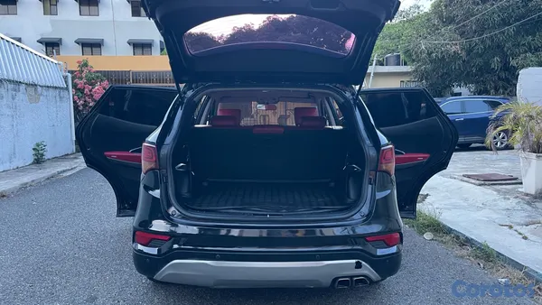 jeepetas y camionetas - Hyundai Santa Fe 16 Motor DOHC 6