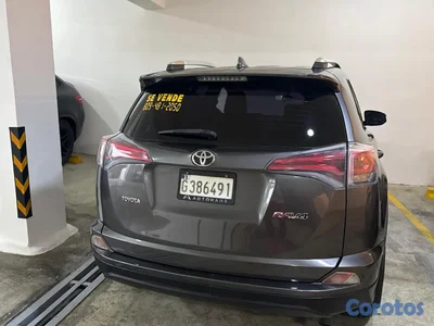 Rav4 2017 unico dueno en excelentes condiciones