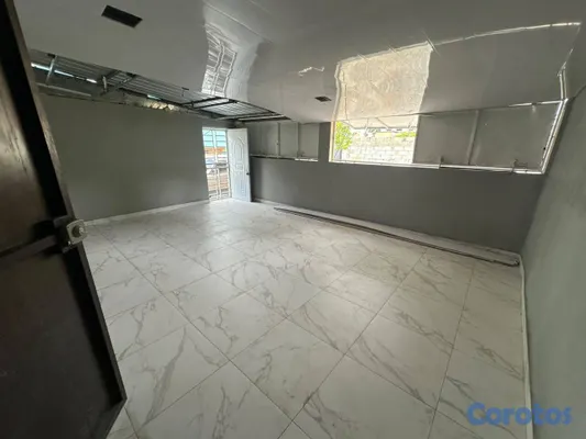 oficinas y locales comerciales - Rento Local de 90 Mts2 en Invivienda 2