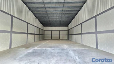 Nave industrial en alquiler Pedro Brand, 434 m2 y 9 m de altura