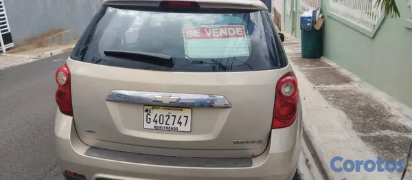 jeepetas y camionetas - Se vende Chevrolet Equinox en elegante color crema 6