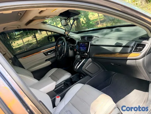 jeepetas y camionetas - Honda crv 2017 touring  9