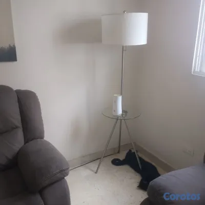 muebles y colchones - vendo dos mesas de centro y una lámpara de pie 3