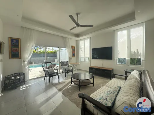 casas - Villa 4 Habitaciones Alquiler Ciudad La Palma, con 10