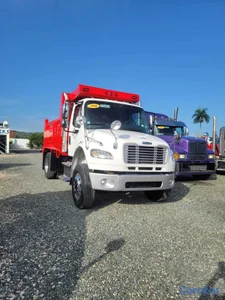 FREIGHTLINER M2 106 AÑO 2016