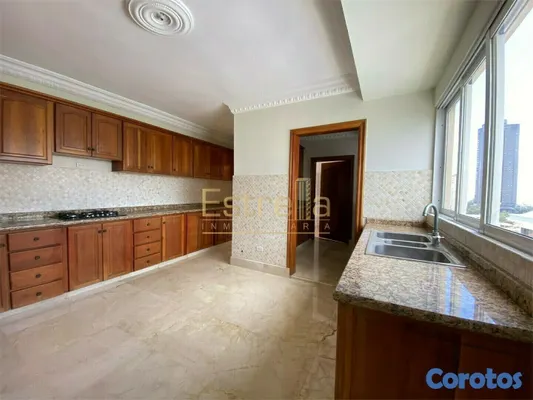penthouses - Penthouse en venta de 4 pisos (550mt2) de 4 habitaciones en Urbanizacion Real 4