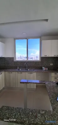 apartamentos - Apartamento en Alquiler en E. Morales: 3 Habs con baño privado + planta full 14