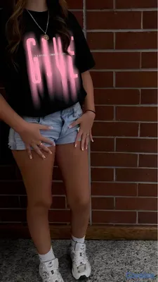 ropa para mujer - Camiseta Oversize Negra Estilo Streetwear / Y2K (Estampado Rosa) 10