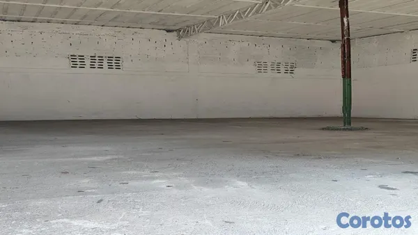 otros inmuebles - Alquilo 2 cómodas naves Próximo a la Av. Los Beisbolistas Santo Domingo D.N. 5