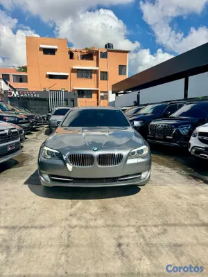 carros - BMW Serie 5 520I M Package 2013
 2