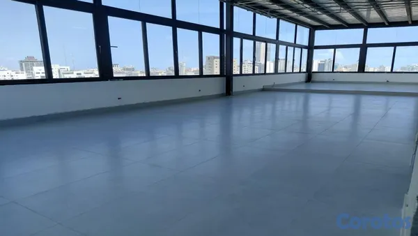 oficinas y locales comerciales - En Venta y  Alquiler Local Corporativo en Piantini Pios 11 y 12 4