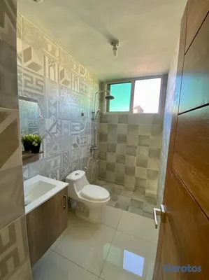 casas - Se vende casa de dos niveles en Ciudad Modelo 4