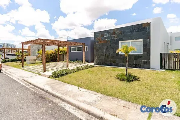 casas - Casa amueblada de tres dormitorios y con paneles s 2
