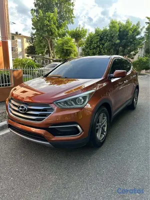 jeepetas y camionetas - Hyundai Santa Fe 2017 Sport AWD 2