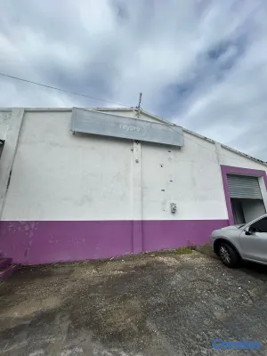 oficinas y locales comerciales - Nave Industrial en Alquiler | Complejo Cerrado – H 3