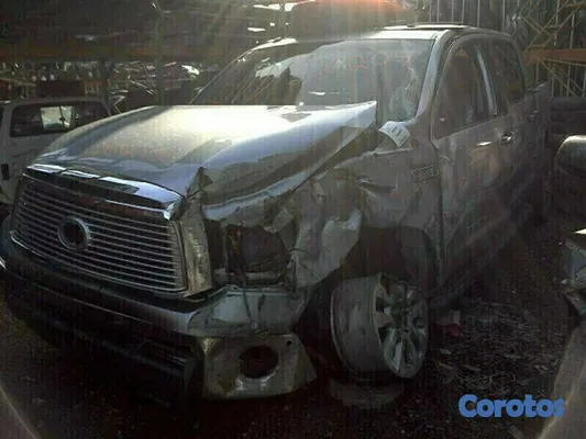 repuestos - VENDO EL MOTOR PARA 2012 TOYOTA TUNDRA 5.7L 4WD 4