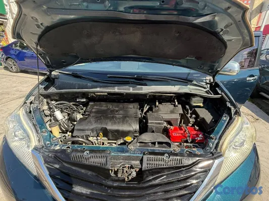 jeepetas y camionetas - Toyota Sienna 2011 2