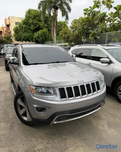 JEEP GRAND CHEROKEE LAREDO 2015