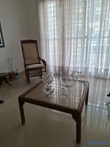 Mesa de centro en caoba