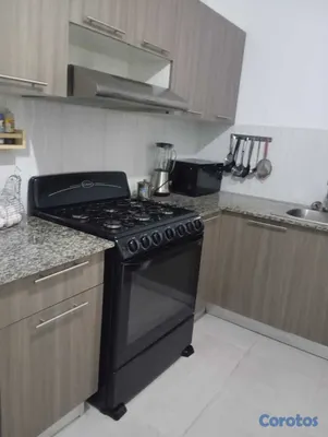 apartamentos -  ¡Amplio Apto. de 3 Hab + Cuarto de Servicio en Ci 10