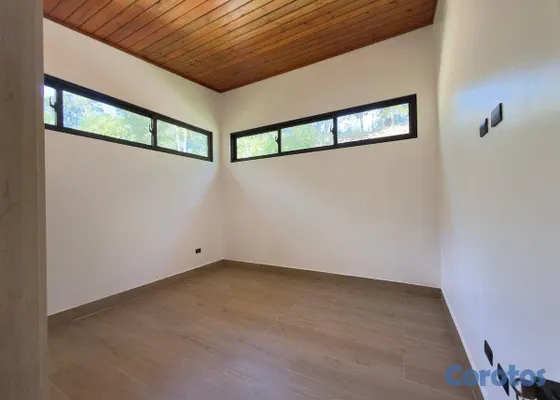casas vacacionales y villas - En Venta Villa en Constanza en Proyecto Cerrado 6