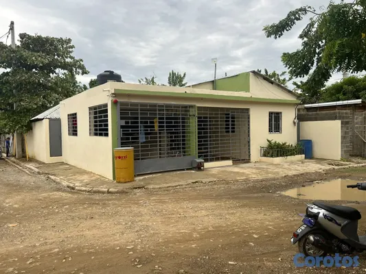 casas - se vende está casa ubicada en Navarrete sector villa fury  2