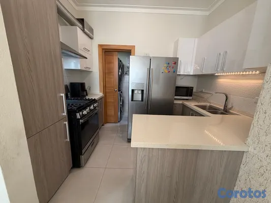 apartamentos - vendo en el millón piso 4 dos habitaciones 2.5 baños dos parqueos balcón servici 4
