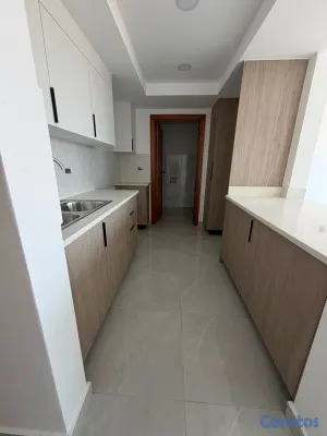 apartamentos - vendo avenida independencia piso 5 nuevo dos habitaciones dos baños parqueo balc 6
