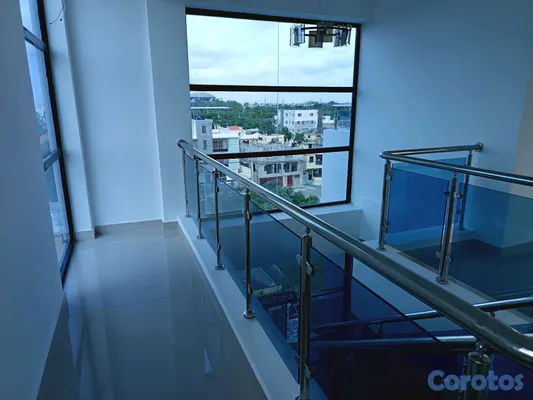 apartamentos - Apartamento Autopista De San Isidro Primer Piso De 2 Niveles 3 Hab 2 Parqueos 2