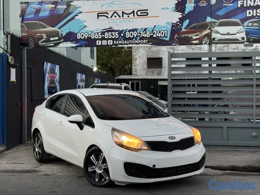 carros -  
Kia Río LX año 2015 2