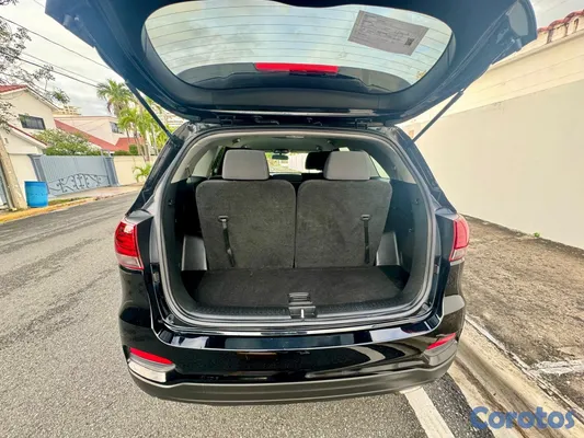 jeepetas y camionetas - KIA SORENTO L AWD 2019 3