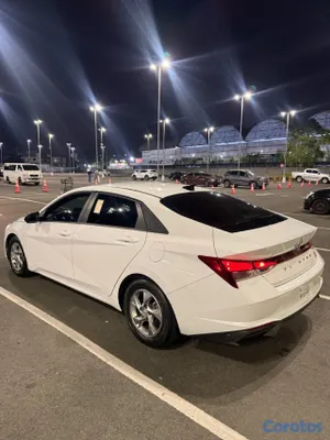carros - Hyundai Elantra DOCH 2021 4