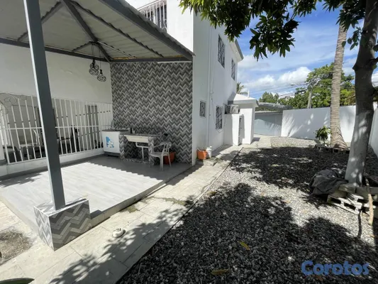 casas - Alquilo casa en Reparto Los Ojos 3