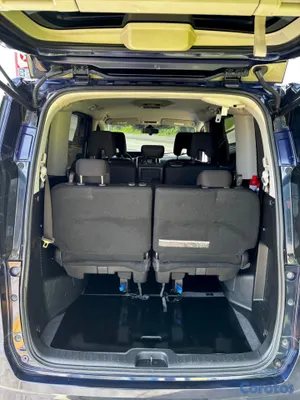 jeepetas y camionetas - Nissan serena S-híbrid 2019 2