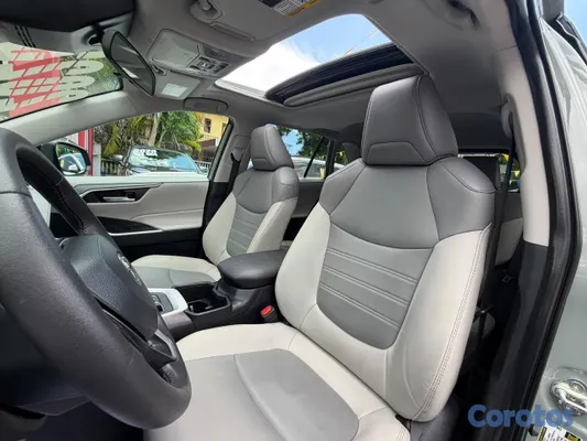 jeepetas y camionetas - TOYOTA RAV4 XLE PREMIUM 2023 Recien Importada 9