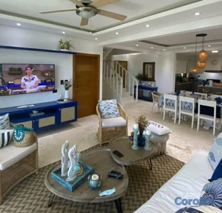 SE VENDE PENTHOUSE de LUJO, AMUEBLADO en Metro Cou