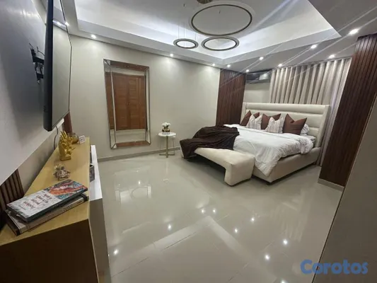 apartamentos - En Alquiler Apartamento amueblado en Evaristo Morales 4