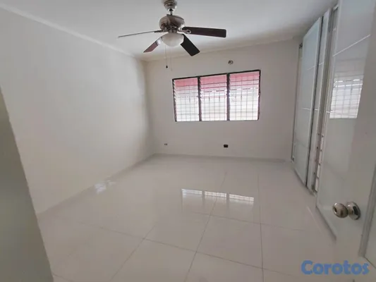 apartamentos - vendo amplio apartamento en Evaristo Morales  8