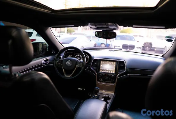 jeepetas y camionetas - JEEP GRAND CHEROKEE LIMITED 4X4 2017 | CLEAN CARFA 5