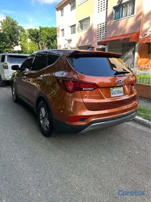 jeepetas y camionetas - Hyundai Santa Fe 2017 Sport AWD 3