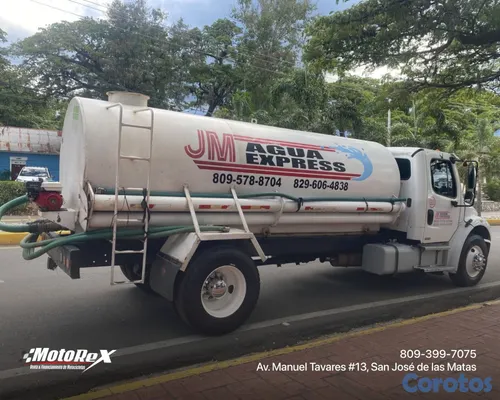 camiones y vehiculos pesados - Se Vende Camión Tanque Freightliner 2