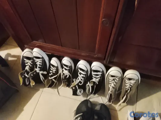 zapatos unisex - Vendo lote de converse 8