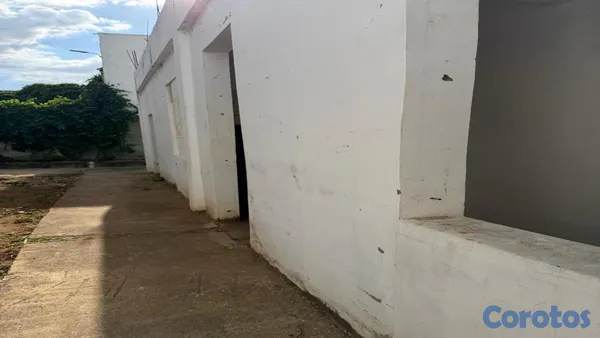 casas - En Venta Casa mejora para Reformar Zona Colonial 9