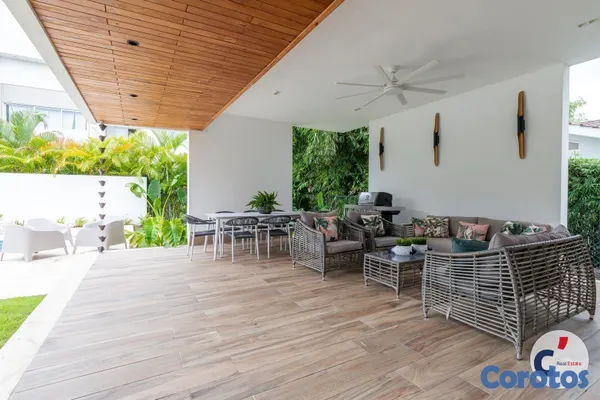 casas - VILLA AURA | 5BR Luxury Modern Villa with Active A 17