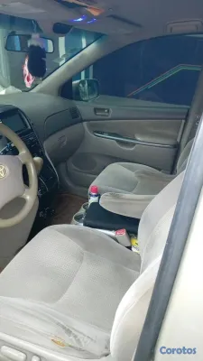jeepetas y camionetas - ¡EN VENTA! TOYOTA SIENNA 2010 4
