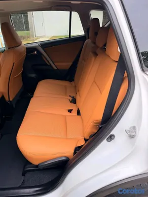 jeepetas y camionetas - Toyota rav4 2018 xle 10